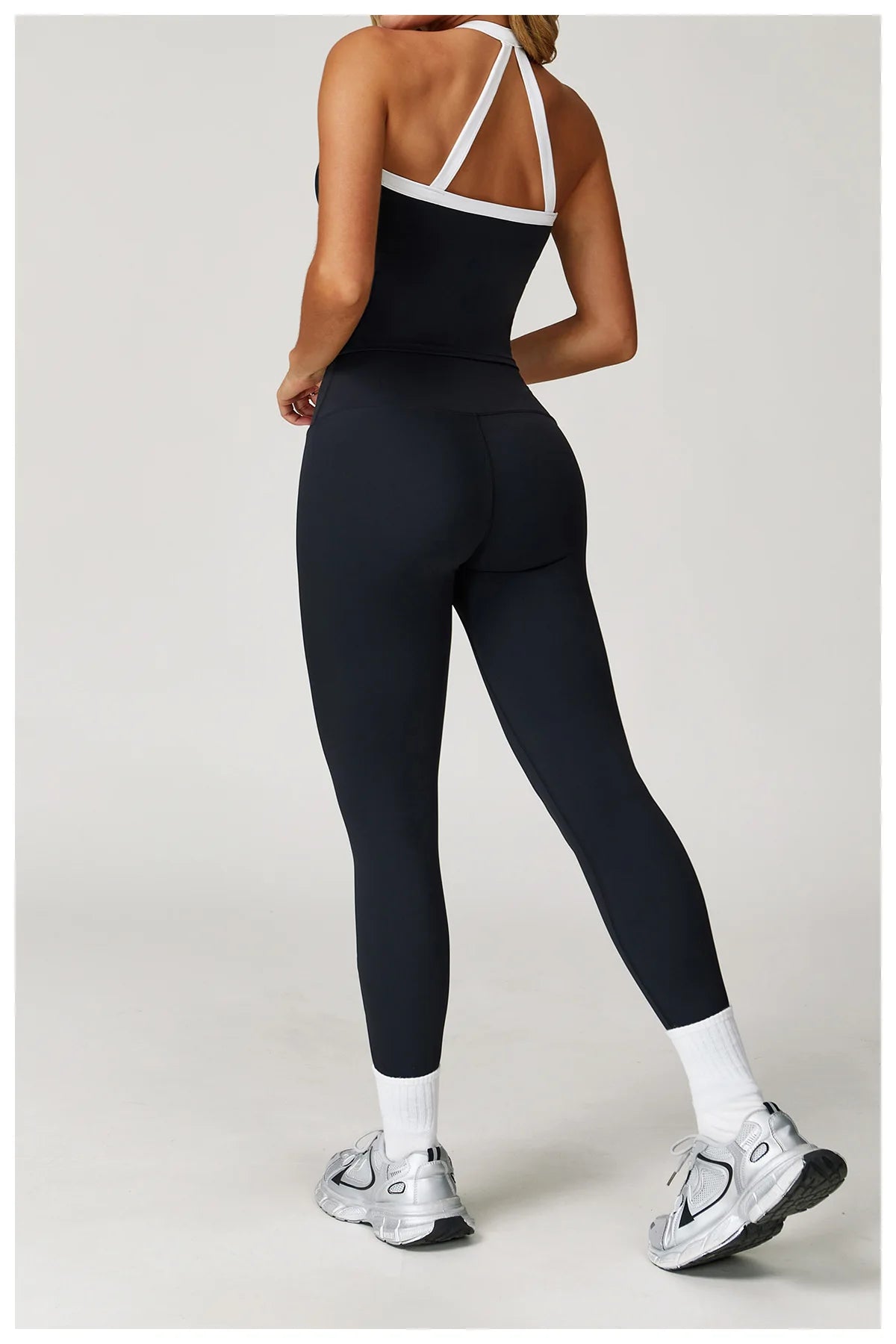 Yoga Set for Women Tight-fitting Gym Outfit Sportswear Yoga Vest Running Shorts Fitness Clothes