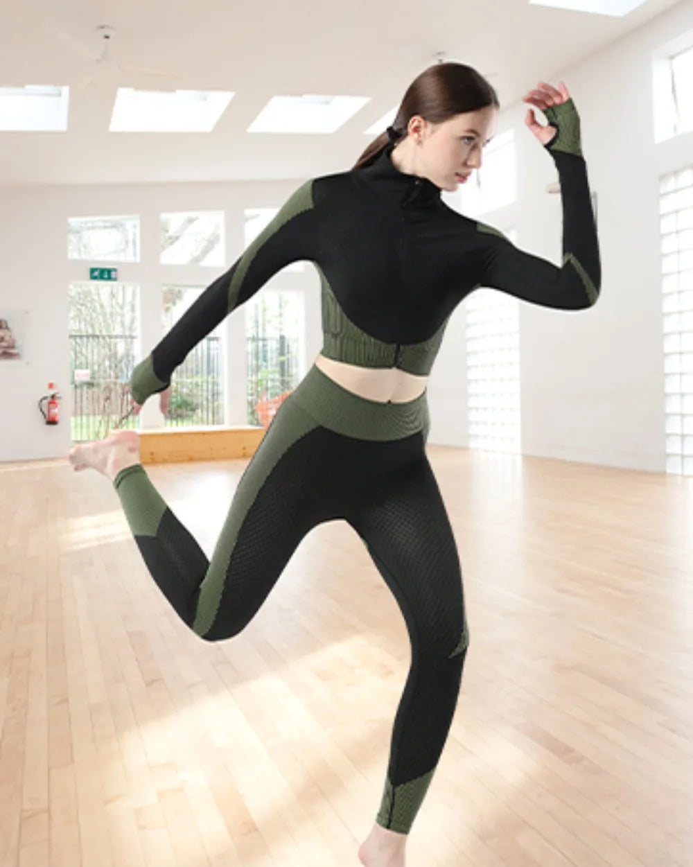 3PC Seamless Gym Clothing Workout Outfit with Jacket Bra & Leggings Set Yoga Suit for Sports Fitness