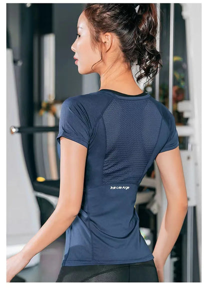 Ladies Sportswear Yoga Wear Quick Dry Seamless short sleeve Gym T-Shirt Tops