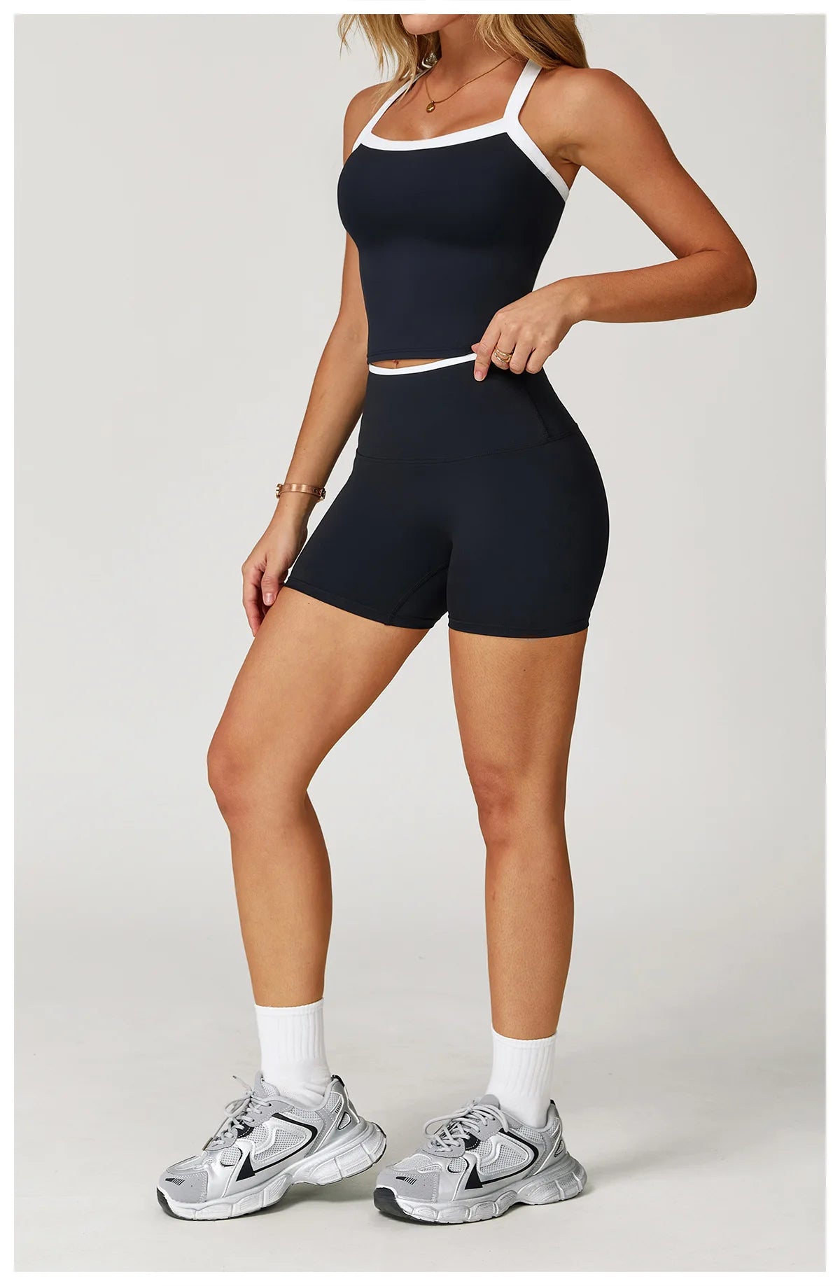 Yoga Set for Women Tight-fitting Gym Outfit Sportswear Yoga Vest Running Shorts Fitness Clothes