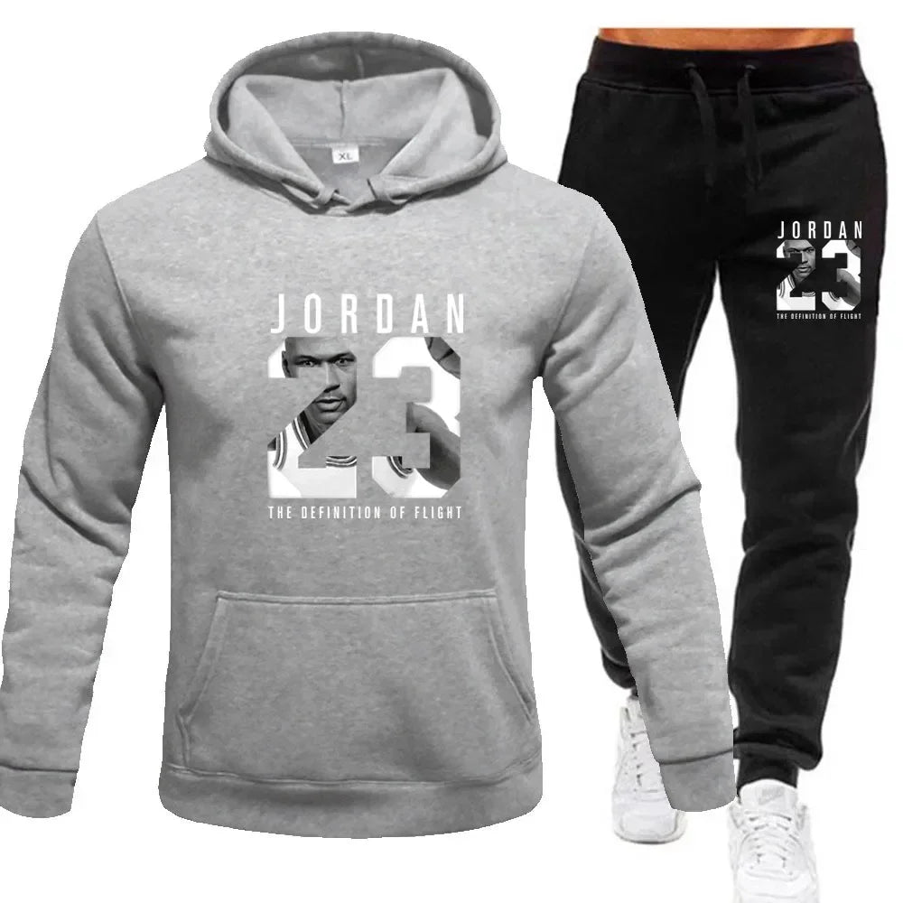 Spring 2025 women's set for women's sportswear featuring a hoodie and sweatpants