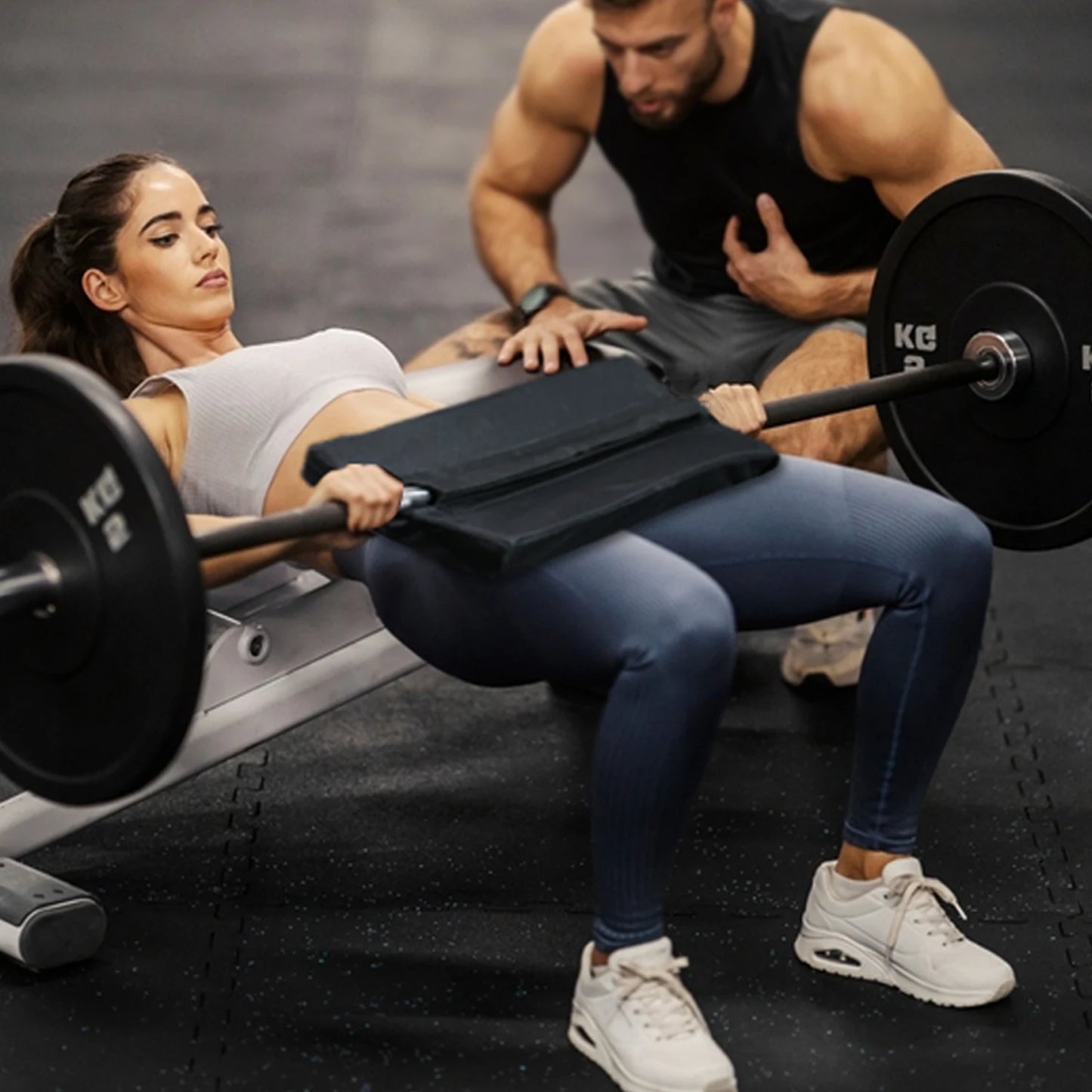 Square Hip Thrust Pad Protective Extra Thick foam pad for Barbell Weightlifting Hip Thrusts and Glute Workouts Home Equipment
