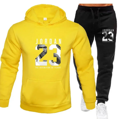 Spring 2025 women's set for women's sportswear featuring a hoodie and sweatpants